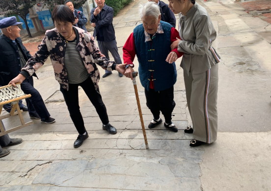 夕陽更紅，晚霞更美，海博醫(yī)療開展關愛老人慰問活動